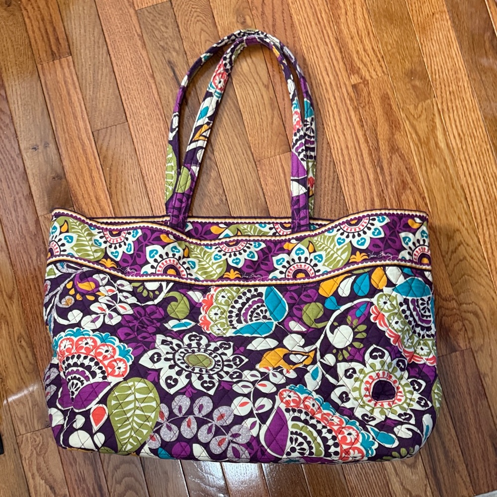 Vera Bradley purple floral tote bag